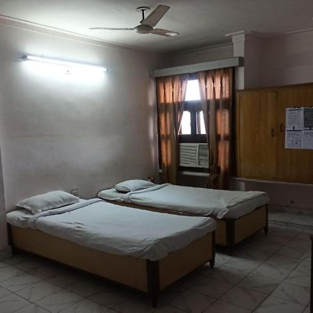 Oyo 80830 Hotel Buddha International Bodh Gaya Exterior foto