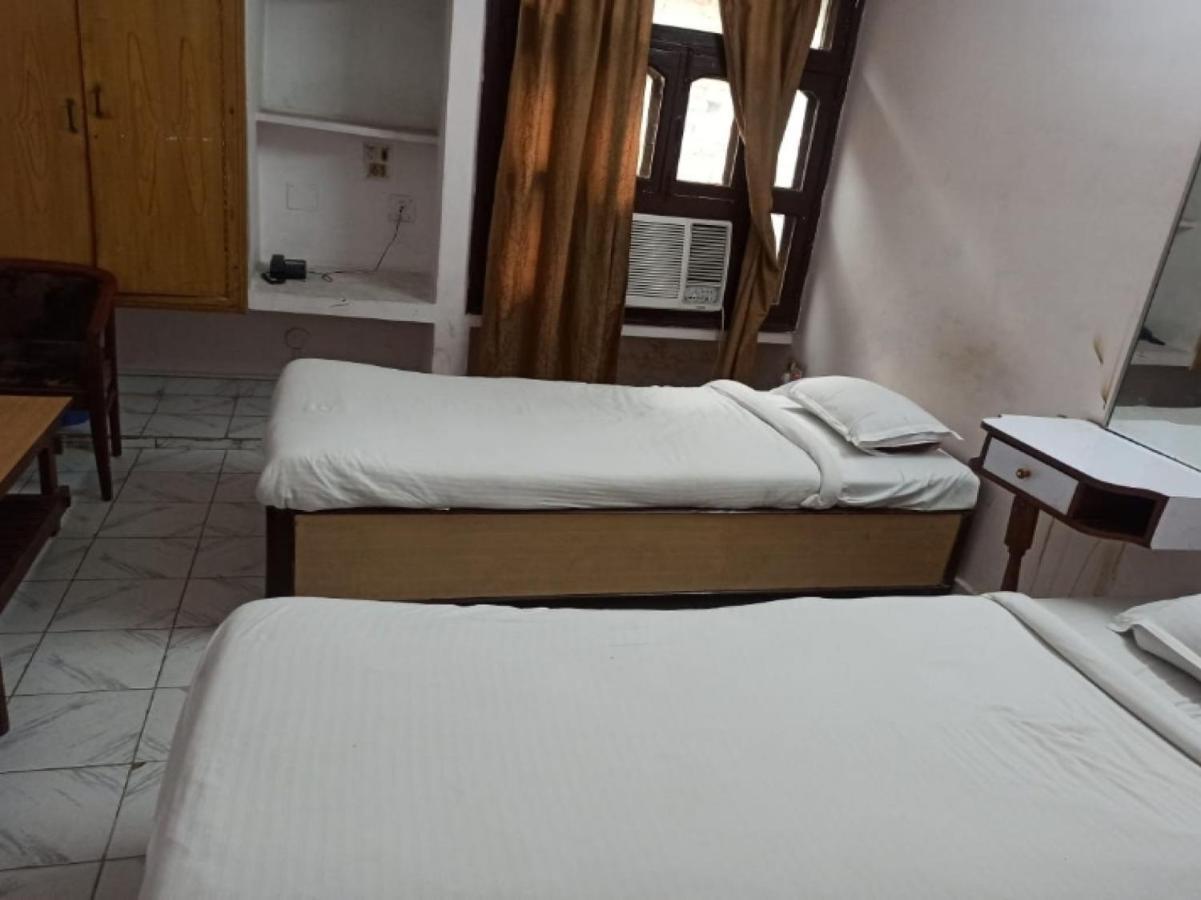 Oyo 80830 Hotel Buddha International Bodh Gaya Exterior foto